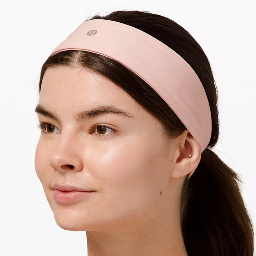 Lululemon Fly Away Tamer Pink Mist